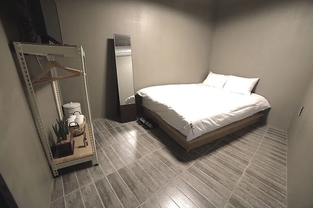 The Bay Guesthouse - Hostel 부산광역시 호텔